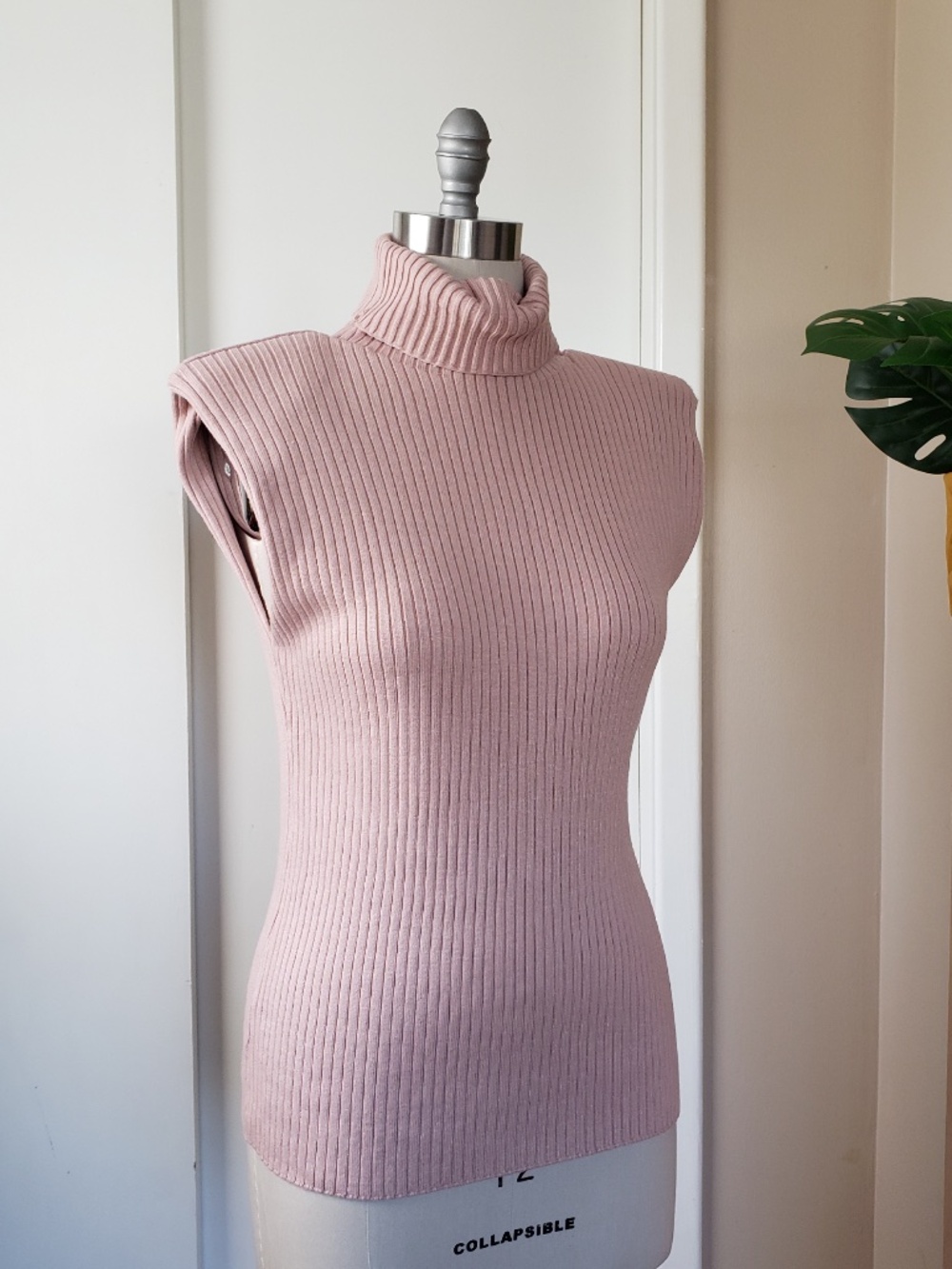 Stylish Wardrobe Turtleneck Size Small NEW!
